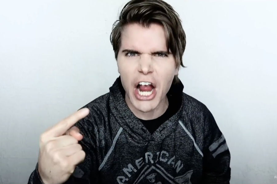 Onision Announces YouTube Departure