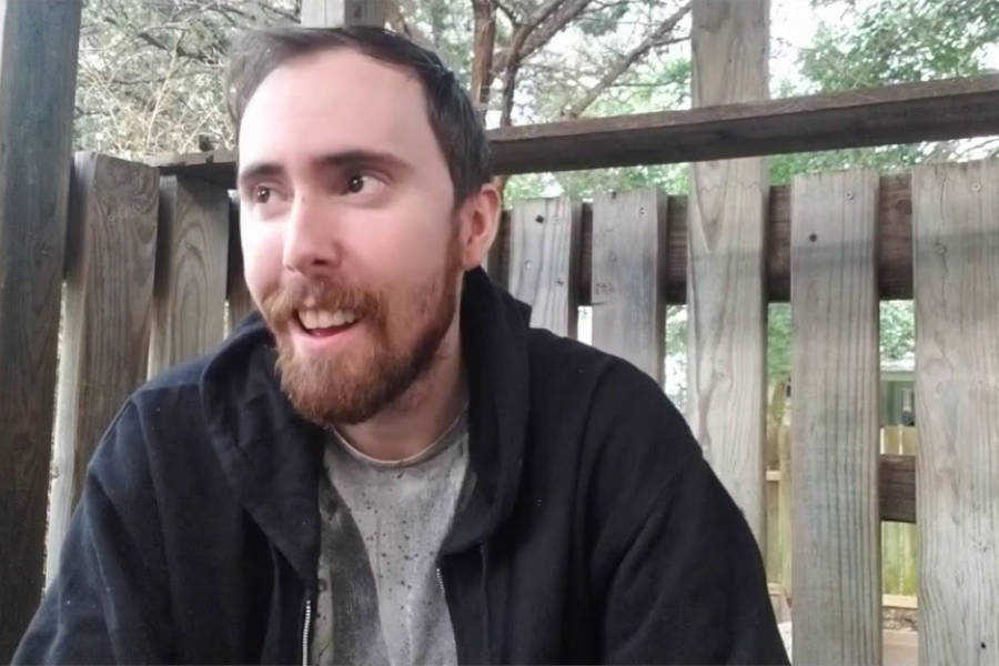 Asmongold Reacts to Video Edit Mocking His Hairline
