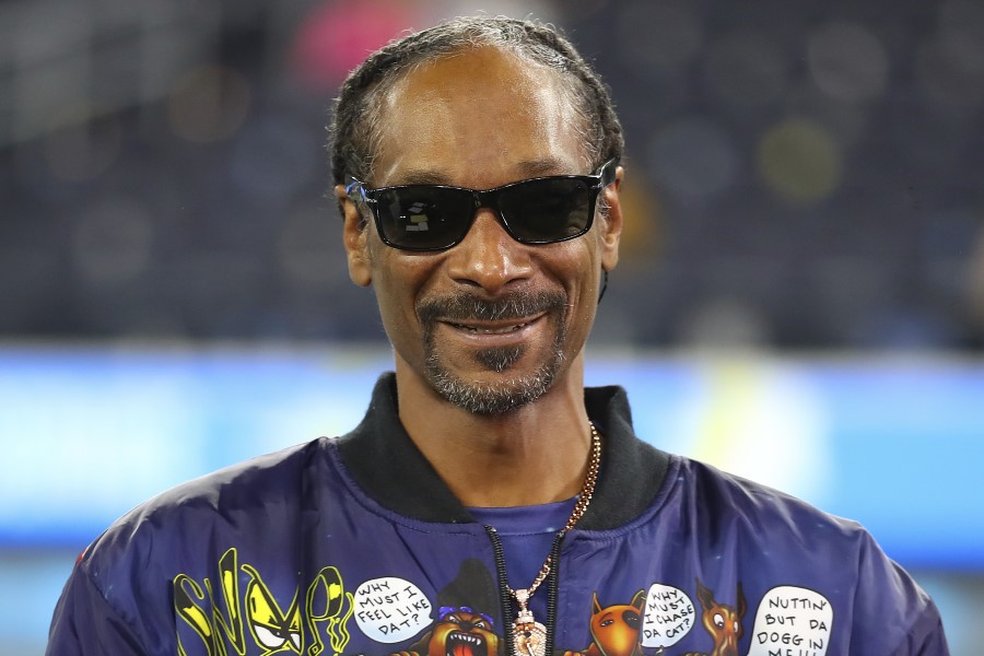 Snoop Dogg Offers Opinion On Oscars Slap - TwitchAddict
